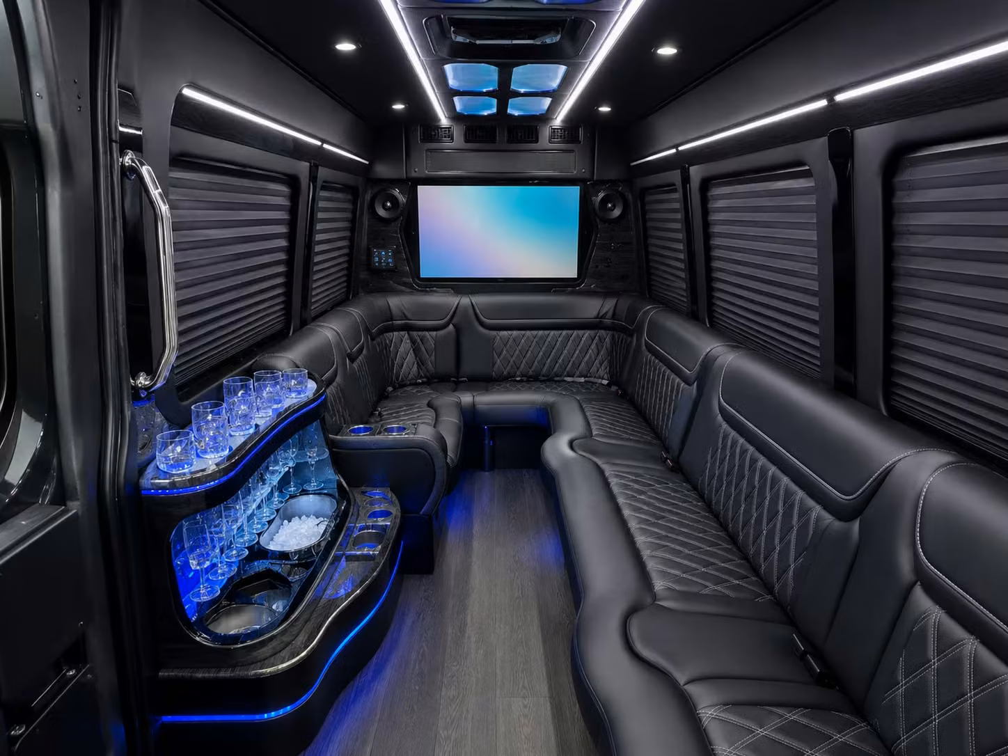 airport transfer shuttles to palm springs international and beyond