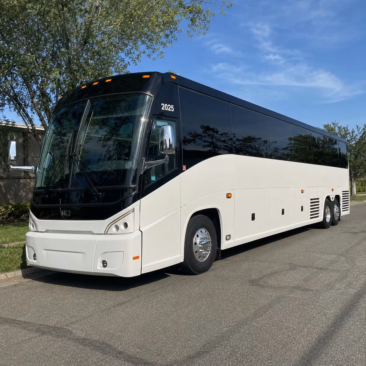 desert festival groups love long distance bus rentals out of indio